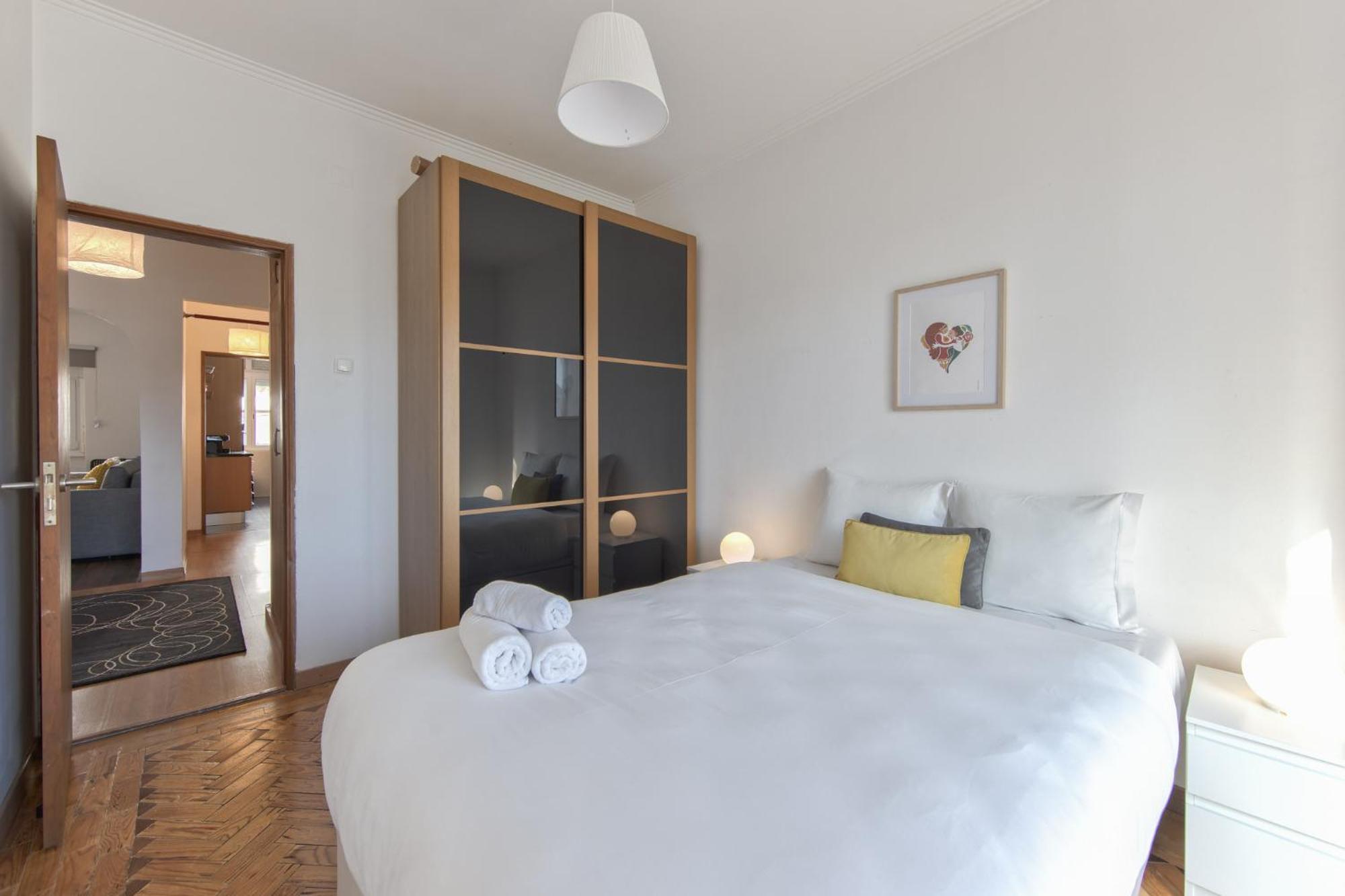 Ajuda Typical By Homing Apartment